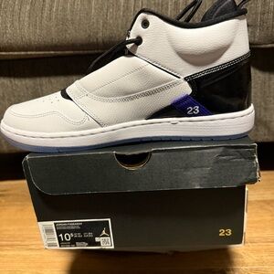 Jordan Athletic Shoes White and Black